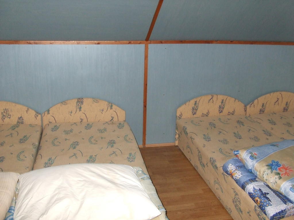 Vizimalom Kemping, Panzio Es Etterem Turistvandi Zimmer foto